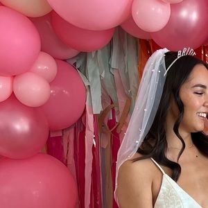 White pearl veil mini short